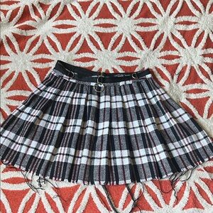 Current Mood Black & White Plaid Pleated Mini Skirt